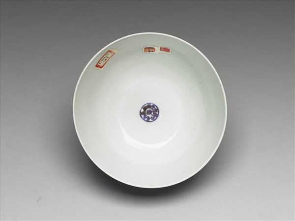 霽紅釉碗