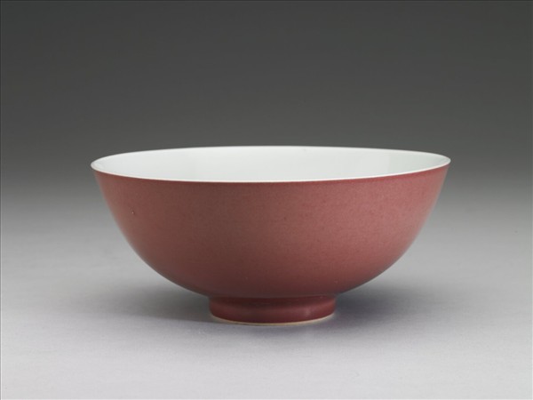 霽紅釉碗
