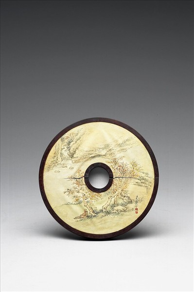 〈寧壽續鑑‧第三十八冊〉鏡匣雕刻木蓋附朱洤〈山水人物〉