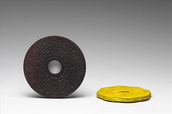 〈寧壽續鑑‧第四十冊〉鏡匣雕刻木蓋