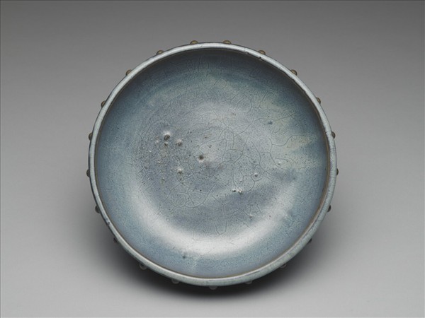 鈞窯 月白釉鼓釘洗