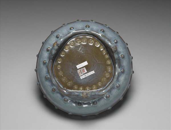 鈞窯 月白釉鼓釘洗