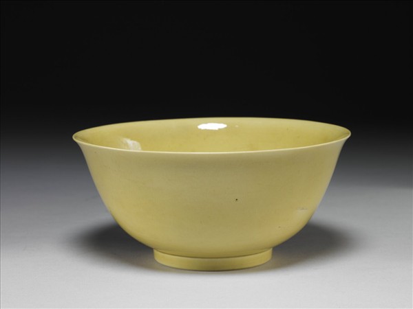 黃釉碗