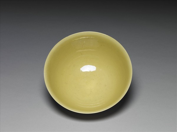 黃釉碗