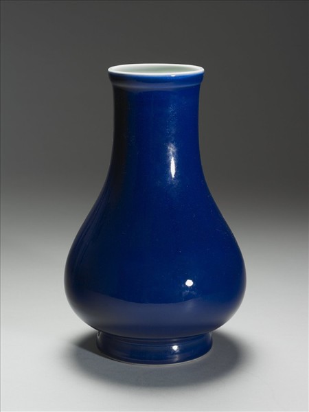 霽青釉直口瓶