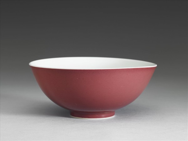 霽紅釉碗