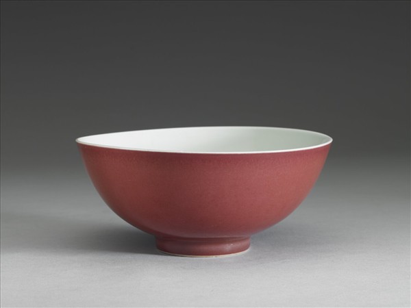 霽紅釉碗