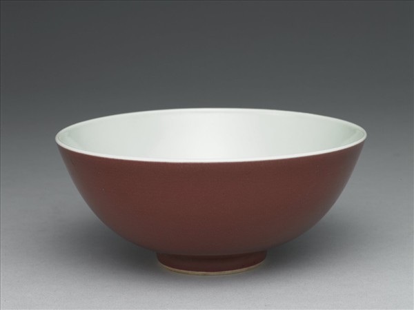 霽紅釉碗