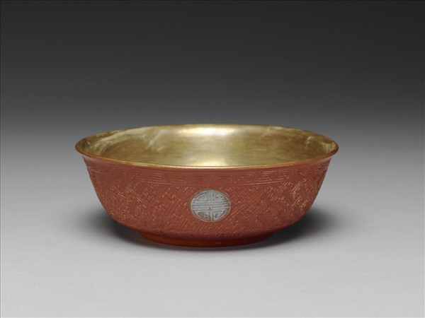 仿剔紅壽字紋碗