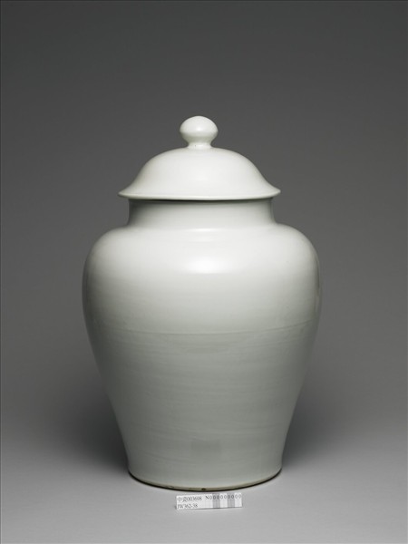 白釉蓋罐