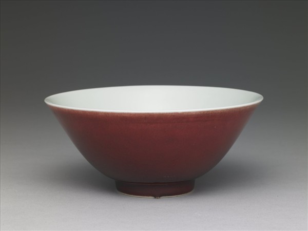 紅釉碗