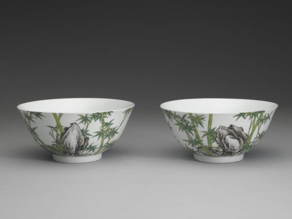 琺瑯彩瓷竹石碗