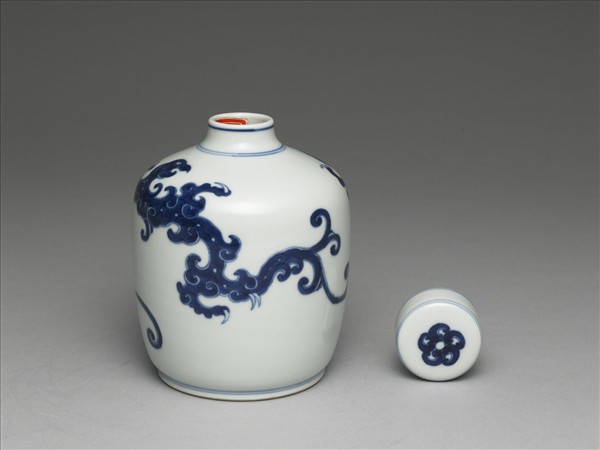 青花龍紋蓋罐