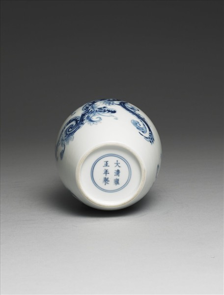 青花夔龍紋小罐