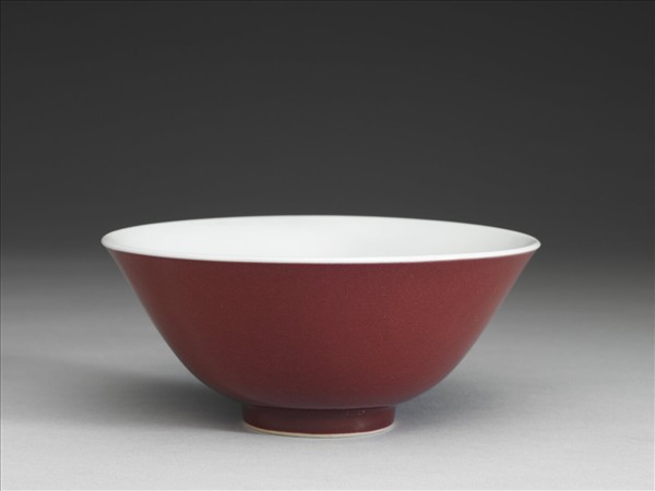 霽紅釉碗