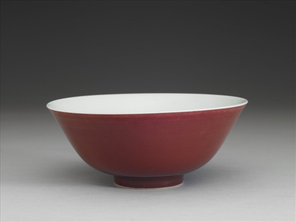 霽紅釉碗