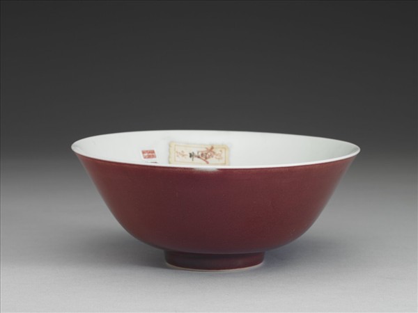 霽紅釉碗