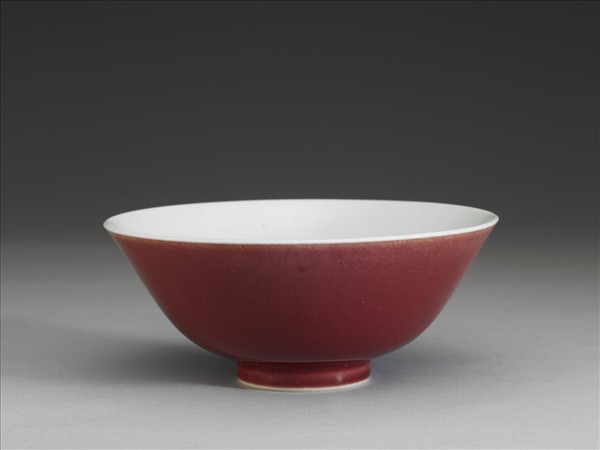 霽紅釉碗