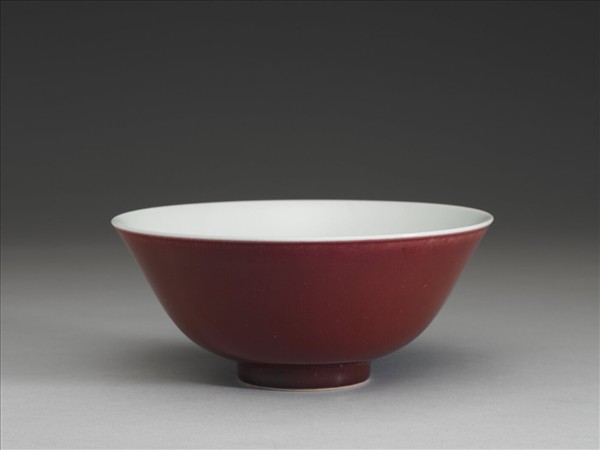 霽紅釉碗
