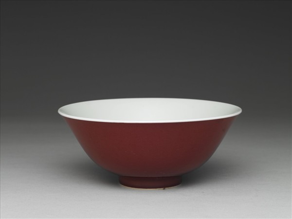 霽紅釉碗