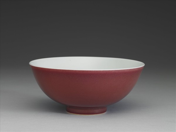 霽紅釉碗