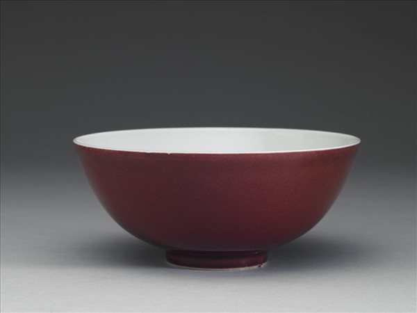 霽紅釉碗