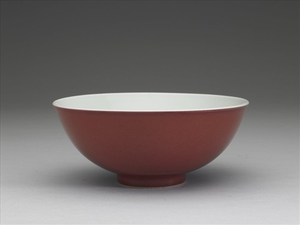霽紅釉碗