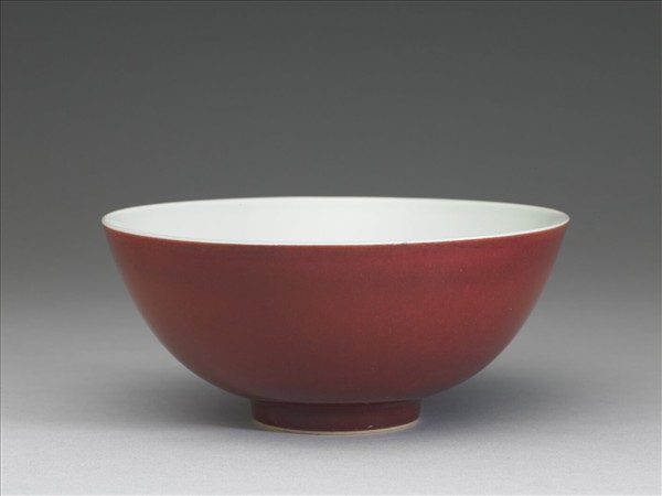 霽紅釉碗
