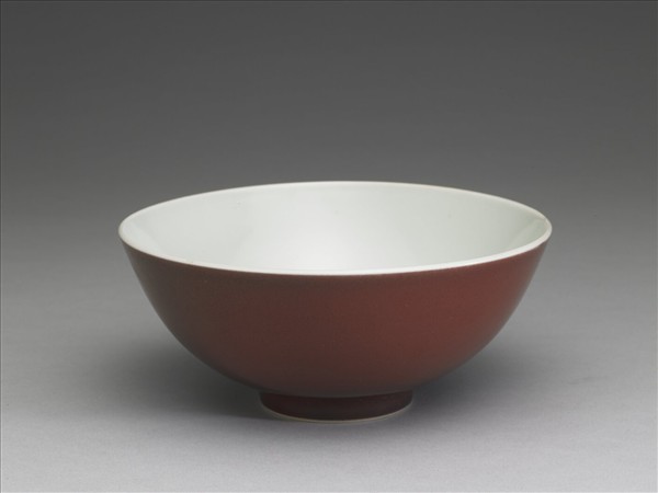 霽紅釉碗