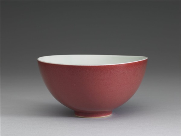 霽紅釉碗