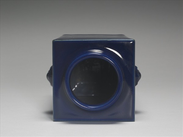 霽青釉獸耳琮式瓶