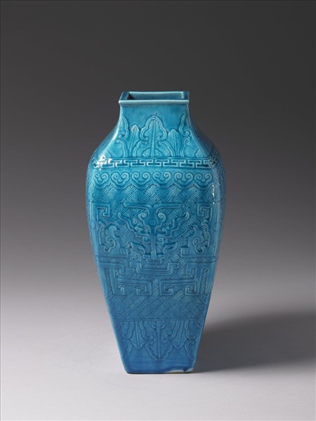 孔雀綠釉獸面紋鈁