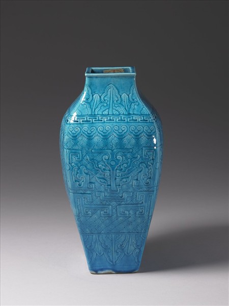 孔雀綠釉獸面紋鈁