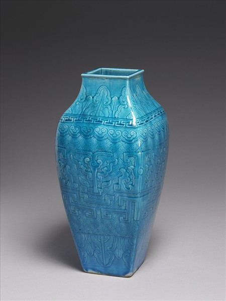 孔雀綠釉獸面紋鈁