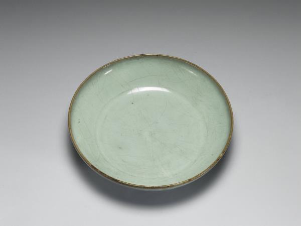 鈞窯 月白釉盤