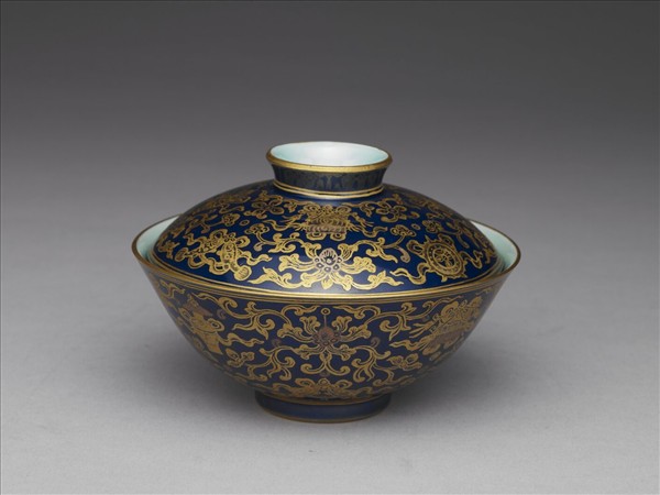 霽青釉描金蓋碗