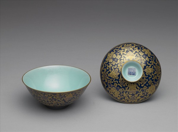 霽青釉描金蓋碗