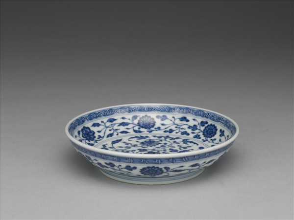 青花番蓮紋盤