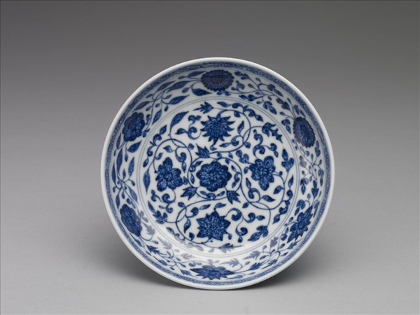 青花番蓮紋盤