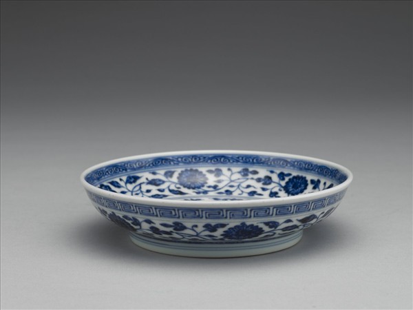 青花番蓮紋盤