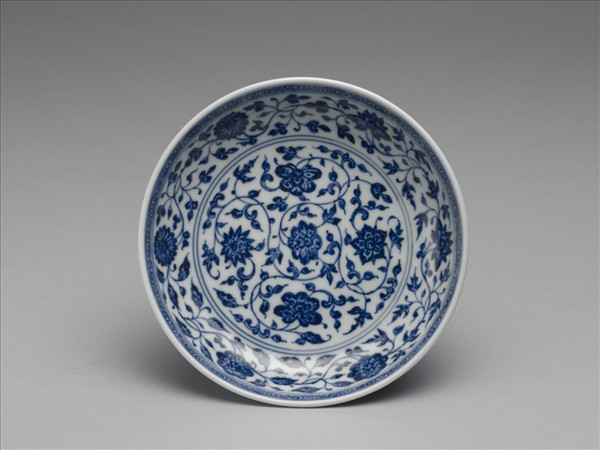 青花番蓮紋盤