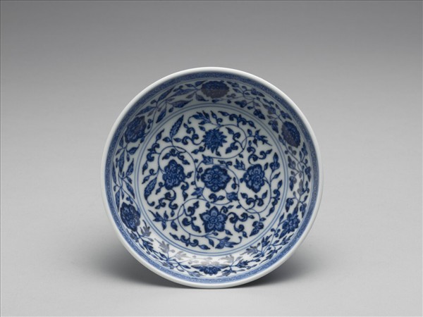 青花番蓮紋盤