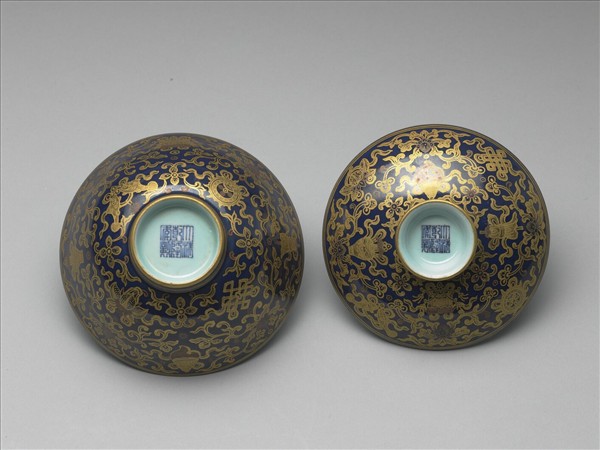 霽青釉描金蓋碗