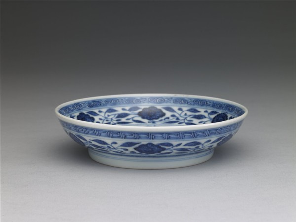 青花番蓮紋盤