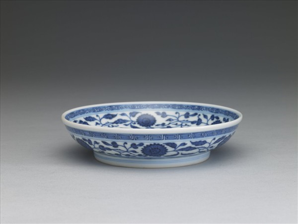 青花番蓮紋盤