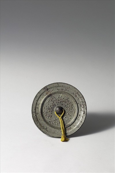 紫檀雕蟠龍方盒百什件- 故宮