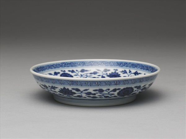 青花番蓮紋盤