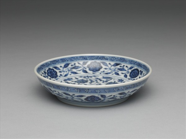 青花番蓮紋盤