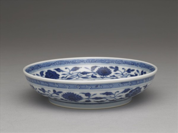 青花番蓮紋盤