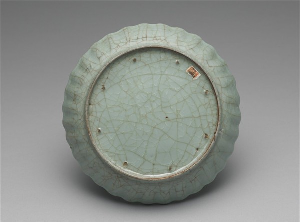 官窯 青瓷菊花式盤